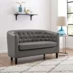 UrbanChic Lounges Lether Sofa