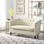 UrbanChic Lounges Lether Sofa