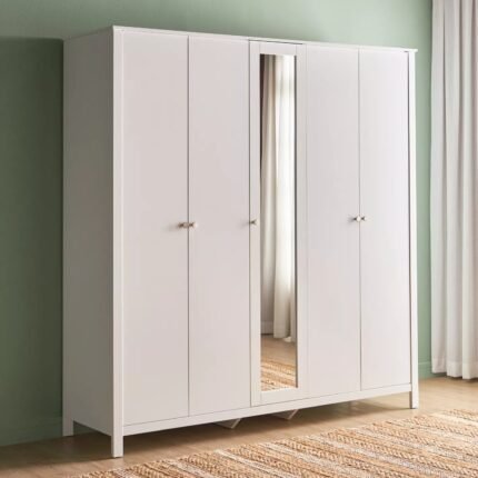 Hermoso Simple Wardrobe