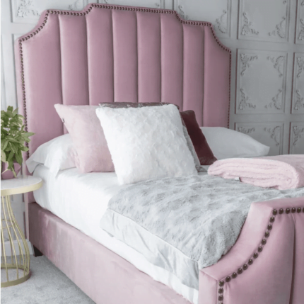Queen Maria Bed